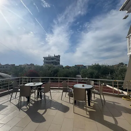 Kasa Garden 招待所 Durrës