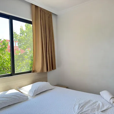 Pensión Kasa Garden Durrës