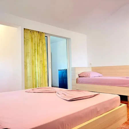Kasa Garden 3* Durrës